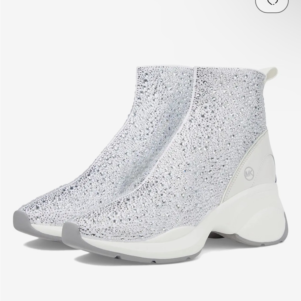 Michael Kors NEW IN BOX Zuma Bootie - 8.5 - sold out style !